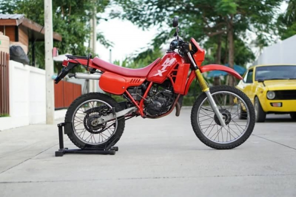 วุฒิ นนบุรี HONDA MTX125cc. รถสภาพสวยๆทะเบียนแท้ๆพร้อมโอน