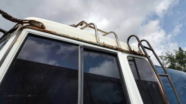 ขาย 565,000 Mitsu Fuso รถน้ำ 2 เพลา FN527M-A2xxxx เตรื่อง 6D16-195 แรง 10 เกียร์  หัวบาง ยางดี คัสชีสวย เล่มทะเบียน รถอยู่ จ.จันทบุรี  090-772-3710 090-772-3709