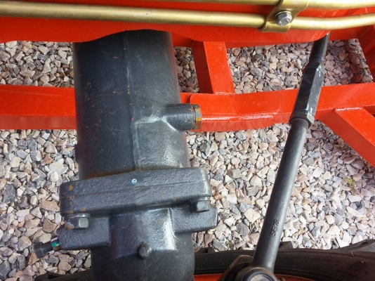 คูโบต้า L3608SP 4 WD ติดตั้งใบมีดหน้าใหม่ ผานหลังใหม่ ทำงาน 305 ชั่วโมง ปี จดะเบียน พ.ย. 2557