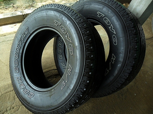 ยาง16กระบะสูง โตโย265-70-R16 ลงพื้นปี14 (2เส้น1,800)ดอกหนา1 ซม.