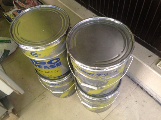 ขายจาระบีเกรดคุณภาพสูง NPC (Nippeco) made in Japan ใช้ในอุตสาหกรรมประกอบรถยนต์ ของใหม่ มี 4ใบ ครับ ขายจาระบีเกรดคุณภาพสูง NPC (Nippeco) made in Japan ใช้ในอุตสาหกรรมประกอบรถยนต์ ของใหม่ มี 4ใบ ครับ