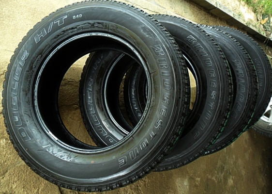 ยาง17กระบะสูง บริดสโตน255-65-R17ลงพื้นปี14 (4เส้น 3,800)ดอกหนา1 ซม.