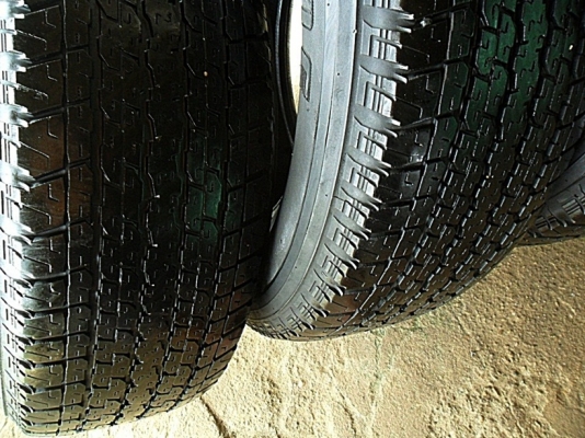 ยาง17กระบะสูง บริดสโตน255-65-R17ลงพื้นปี14 (4เส้น 3,800)ดอกหนา1 ซม.