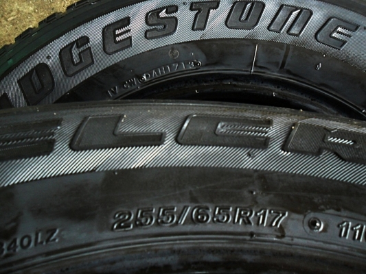 ยาง17กระบะสูง บริดสโตน255-65-R17ลงพื้นปี14 (4เส้น 3,800)ดอกหนา1 ซม.