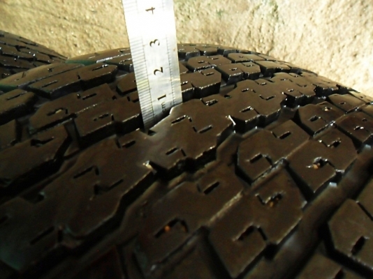 ยาง17กระบะสูง บริดสโตน255-65-R17ลงพื้นปี14 (4เส้น 3,800)ดอกหนา1 ซม.