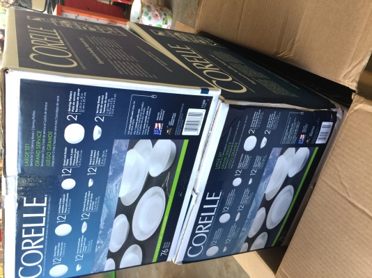 ขายจานชุด ยี่ห้อCORELLE 76ชิ้น ของใหม่ จากนอก
