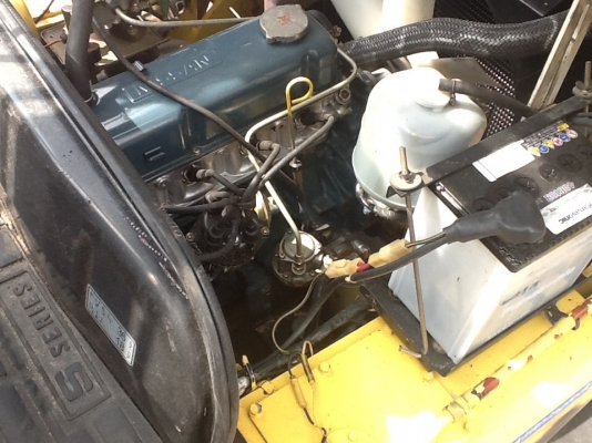 แหล่งรวมรถโฟล์คลิฟท์สำหรับตักยางพาราตักปาล์ม081-8342060