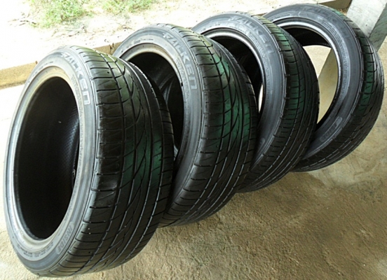 ยางซิ่ง17 ฟอลเคน 225-45-R17ลงพื้นปี13 หนาเกือบ 1เซ็น ยางซิ่ง17 ฟอลเคน 225-45-R17ลงพื้นปี13 หนาเกือบ 1เซ็น