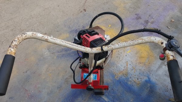 เครื่องตัดหญ้า พร้อมใช้ รหัส B3 - 4 สนใจสอบถามต่อรองได้ ขายได้ขาย เครื่องตัดหญ้า พร้อมใช้ รหัส B3 - 4 สนใจสอบถามต่อรองได้ ขายได้ขาย