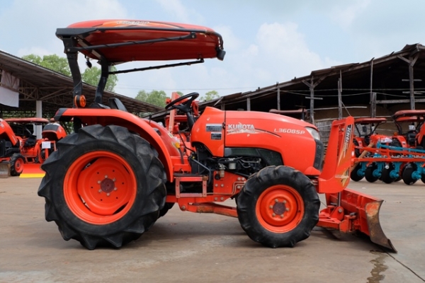 รถไถรุ่น L3608SP ใบมีด + ผาน 1 ตัว ดาวน์ 20,000 บาท โทร089-0111624