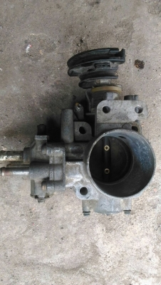 ลิ้นปีกผีเสื้อโตโยต้า โคโรล่าไฮทอร์ทAE111 112เครื่อง4AFE 7AFE สภาพเชียงกง 500บาทTEL0890671028 อยู่ดอนเมือง IDline 0890671028