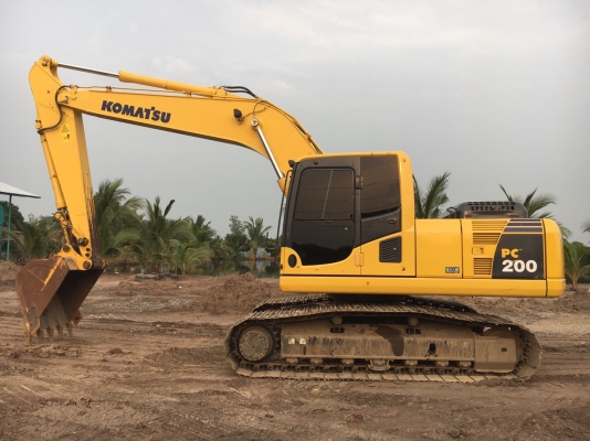 ขาย KOMATSU PC200-8 (9000 ชั่วโมง) ขอรูปเพิ่มได้ครับ  รถสวยพร้อมใช้งาน สนใจติดต่อเจ้าของโดยตรง 081-4283210 ไอดีไลน์ Adul.14