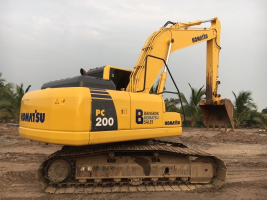 ขาย KOMATSU PC200-8 (9000 ชั่วโมง) ขอรูปเพิ่มได้ครับ  รถสวยพร้อมใช้งาน สนใจติดต่อเจ้าของโดยตรง 081-4283210 ไอดีไลน์ Adul.14