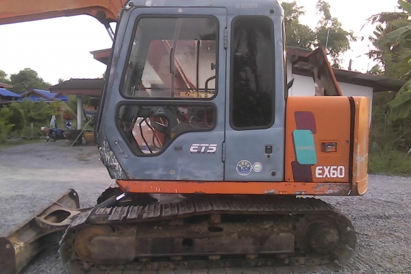 ขายฮิตาชิEx60-3สภาพเดิมๆๆเครื่องดีปั้มแรงช่วงล่างเต็มพร้อมใช้
