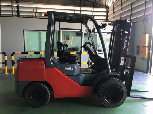 ขาย Forklift  รุ่น8FDJ 3.5ตัน เสา3 เมตร เกียร์ออโต้