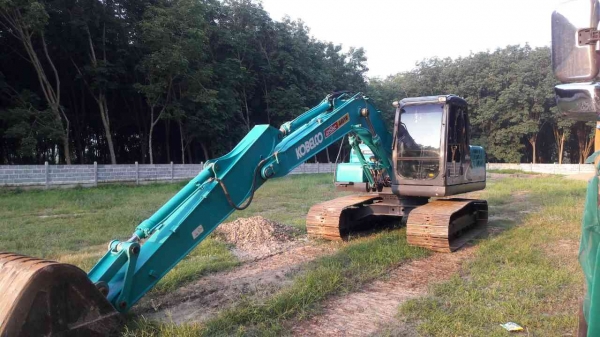 ขาย KOBELCO SK140 SUPER X ช่วงล่างดีเอวเเน่น บุ้งกี้เเน่น รถสวยพร้อมใช้งาน