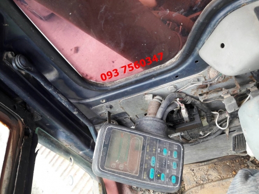 ขายรถแบคโฮ KOMATSU PC200-6 S/N 8400X ขายรถแบคโฮ KOMATSU PC200-6 S/N 8400X