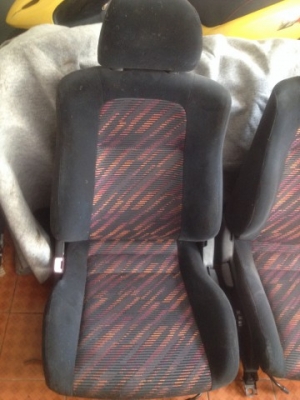 เบาะ TOYOTA LEVIN เก่าญี่ปุ่นเเท้สภาพสวยๆไม่มีขาดไม่มียุบ คู่ละ