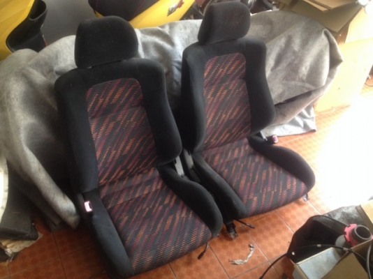 เบาะ TOYOTA LEVIN เก่าญี่ปุ่นเเท้สภาพสวยๆไม่มีขาดไม่มียุบ คู่ละ