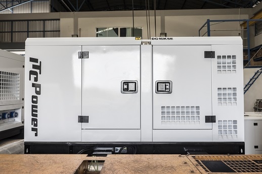 เครื่องปั่นไฟ 16KVA/12.8KW 3เฟส รับประกันสินค้า 1ปี มีสินค้าพร้อมส่ง เครื่องปั่นไฟ 16KVA/12.8KW 3เฟส รับประกันสินค้า 1ปี มีสินค้าพร้อมส่ง