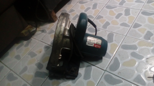 เลื่อยวงเดือน OKURA 7 นิ้ว 5800 NB 1050W เลื่อยวงเดือน OKURA 7 นิ้ว 5800 NB 1050W