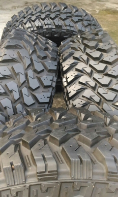 ขายยางสวยๆ 245/75/16 ขายยางสวยๆ 245/75/16