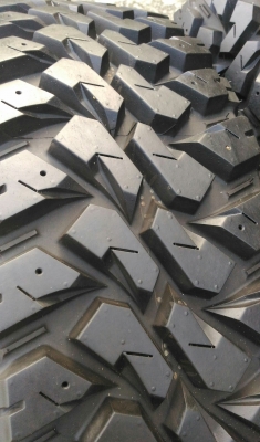 ขายยางสวยๆ 245/75/16 ขายยางสวยๆ 245/75/16