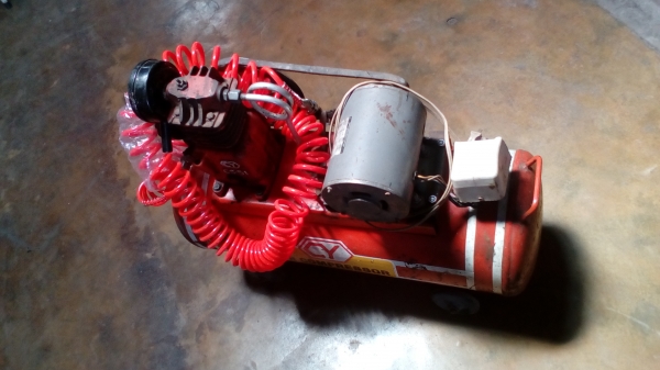 ปั๊มลมสายพาน CY Air compresser ขนาด 36 ลิตร ปั๊มลมสายพาน CY Air compresser ขนาด 36 ลิตร