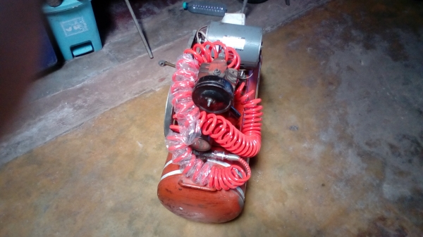 ปั๊มลมสายพาน CY Air compresser ขนาด 36 ลิตร ปั๊มลมสายพาน CY Air compresser ขนาด 36 ลิตร