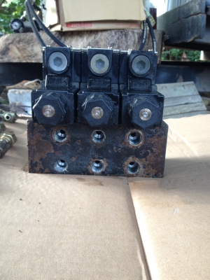 ขาย โซลินอยด์วาล์วไฮดอลิก ขาย โซลินอยด์วาล์วไฮดอลิก