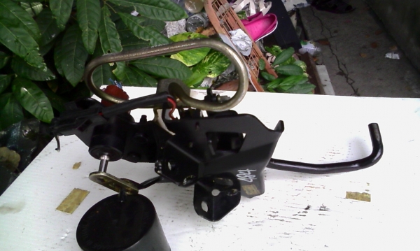 ขาคันเร่งไฟฟ้า NKR 4ล้อเล็ก พร้อมสวิชต์ 3 สาย