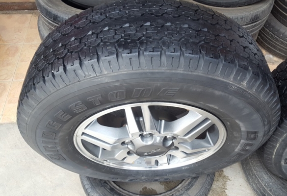 ขายล้อISUZU HI-LANDER 16ยาง245/70/16 ปี 12 4 ล้อ