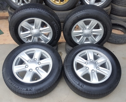 ขายล้อISUZU All New16 ยาง 215/60/16 ปี 14 4 ล้อ