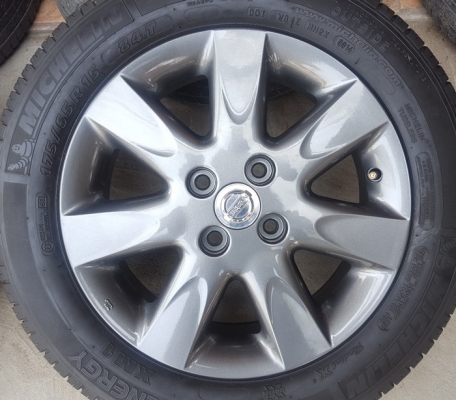 ขายล้อNISSAN March สีกัล 15 ยาง ปี 14 4 ล้อ ขายล้อNISSAN March สีกัล 15 ยาง ปี 14 4 ล้อ