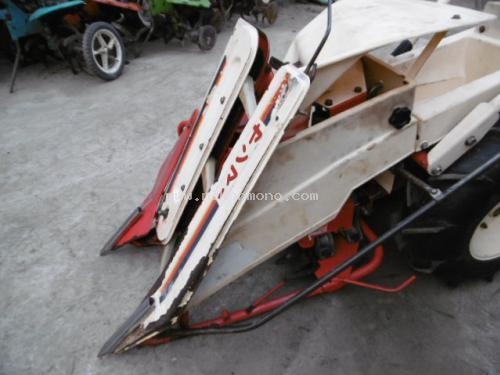 มองหารถมือสองนำเข้าจากญี่ปุ่น ราคากันเอง รถเกี่ยวข้าวเดินตาม รหัสสินค้า : 80802349 มองหารถมือสองนำเข้าจากญี่ปุ่น ราคากันเอง รถเกี่ยวข้าวเดินตาม รหัสสินค้า : 80802349