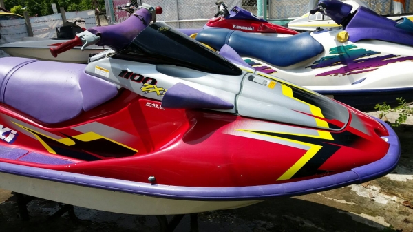 คาวา zxi 1100  79,000