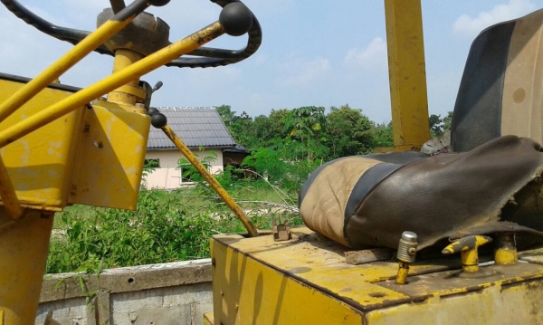 ขาย รถตัก TCM STD15 เอวอ่อน พร้อมใช้งานครับ ขาย รถตัก TCM STD15 เอวอ่อน พร้อมใช้งานครับ