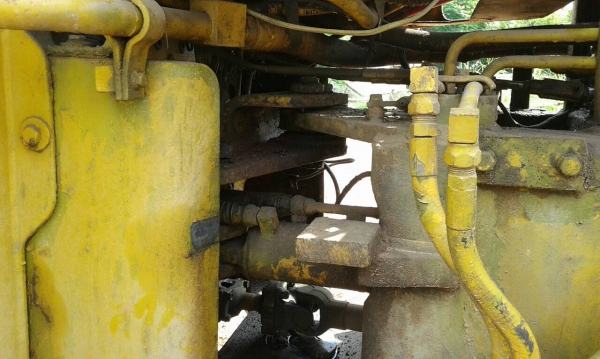 ขาย รถตัก TCM STD15 เอวอ่อน พร้อมใช้งานครับ ขาย รถตัก TCM STD15 เอวอ่อน พร้อมใช้งานครับ