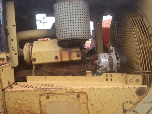 ขายรถแทรกเตอร์ CAT D6R รถสวย สะภาพใช้งานได้ พร้อมลิปเปอร์ เล่มทะเบียน ราคา1250000 ต่อรอง