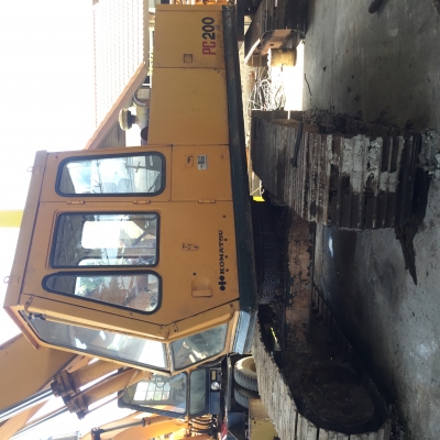 komatsu pc200-2 komatsu pc200-2