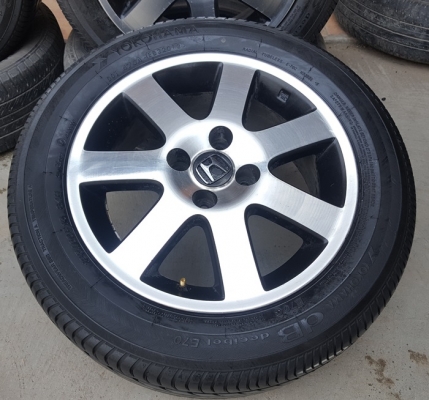 ขายล้อHONDA 15 4รู100 ยาง185/60/15 ปี 13  4 ล้อ