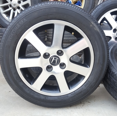ขายล้อHONDA 15 4รู100 ยาง185/60/15 ปี 13  4 ล้อ