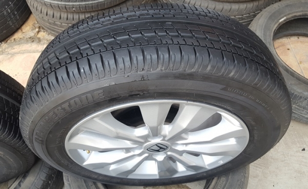 ขายล้อHONDA CITY 15 ยางปี 15  4 ล้อ