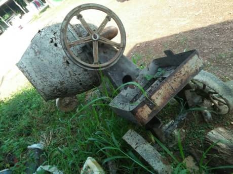 แบบเสารั้ว แบบกำแพง แบบท่อ