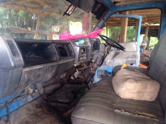 ขายรถ6ล้อดั้ม อีซุซุ npr120 แรงม้า