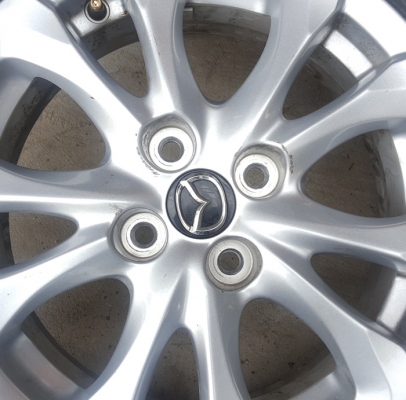 ขายล้อMazda2 Skyavtiv 15 พร้อมยาง 4 ล้อ