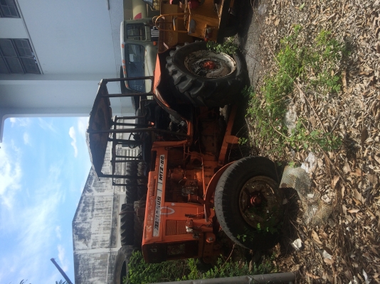 ขายรถแทรกเตอร์ เก่าตามสภาพ