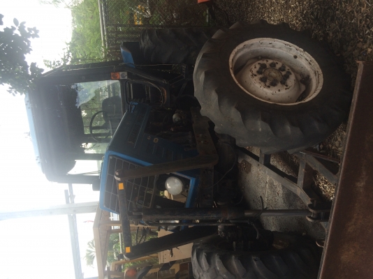 ขายรถแทรกเตอร์ เก่าตามสภาพ ขายรถแทรกเตอร์ เก่าตามสภาพ