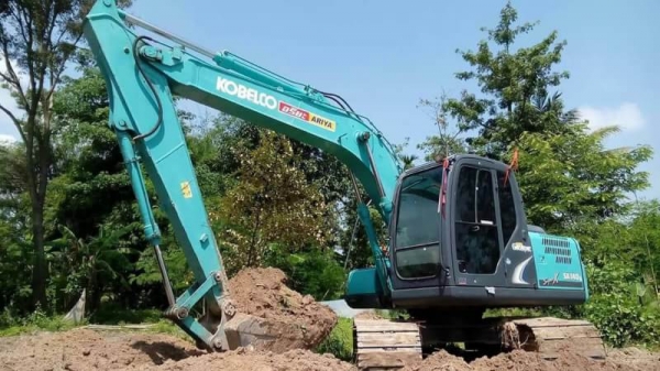 ขาบ 1,790,000 KOBELCO  SK140LC SUPER X ทำงาน 5,823 ชั่วโมง เครื่องดี ไฟฟ้าครบ  เอกสารอินวอยท์ รถสวยพร้อมใช้ รถอยู่ จ.ร้อยเอ็ด  090-772-3710 090-772-3708