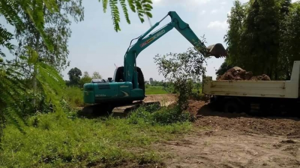 ขาบ 1,790,000 KOBELCO  SK140LC SUPER X ทำงาน 5,823 ชั่วโมง เครื่องดี ไฟฟ้าครบ  เอกสารอินวอยท์ รถสวยพร้อมใช้ รถอยู่ จ.ร้อยเอ็ด  090-772-3710 090-772-3708